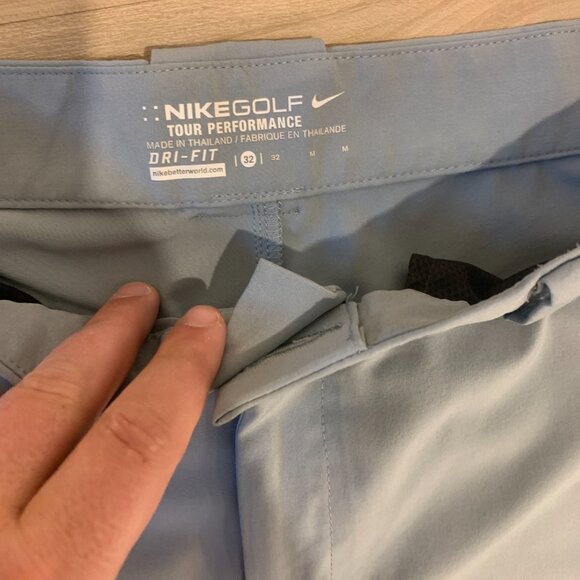 Men's Nike Golf Dri-Fit Size 32 Tour Shorts in a baby blue colour light shorts - Picture 3 of 8
